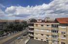 De închiriat apartament cu 4 camere, Bd. Decebal - 12