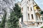 REA0123759 Capitale de vanzare 2 Apartamente plus Pod - 1