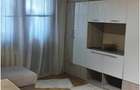Etaj 2 cu 2 bai in bloc izolat, aproape de Mall - 1