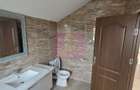 Vila cu 4 camere de vanzare  in Brebu