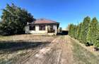 De vanzare casa 4 camere Siretu Saucesti