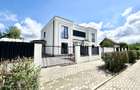 Duplex elegant | 4 camere | 3 bai | zid dublu | Mosnita Noua - 1