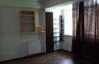 De inchiriat 2 camere , 1/4 ,Stefan cel Mare ( Circ ),  nemobilat, 450 E/luna. - 7