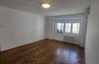 ION MIHALACHE PIATA 1 MAI  4 camere spatios  zugravit 3 balcoane inchise - 8