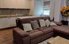 Vând apartament 2 camere 1/2, dotat și mobilat lux, boxă, 2 locuri de parcare - 8