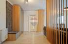 Apartament 2 camere de vânzare | Parcare și boxă | Zona Tractorul