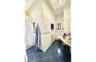 REA0123759 Capitale de vanzare 2 Apartamente plus Pod - 25