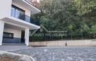 Duplex de vanzare 120mp utili, teren 375mp, curte pavata, semifinisat. - 2