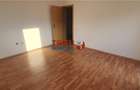 Apartament 3 camere de inchiriat  Cetate etaj 2