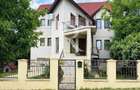 Casă Spațioasă cu 2 Apartamente | Teren 1.100 mp | Marghita
