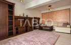 Apartament de inchiriat etaj 3 parcare proprie bloc cu lift Piata Cluj