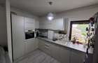 Apartament cu trei camere și loc de parcare în bloc nou din cartierul Km4 - 4