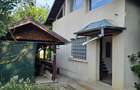Bolintin Vale-casa 3 camere, toate utilitatile,teren 1000 mp, garaj, libera,acte - 13