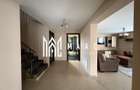 Casa cu 5 camere  I Curte 920 mp  I Tocile - 6