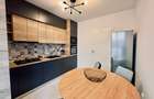 Apartament cu 2 camere,70 mp plus terasa de 20 mp in zona Tractorul - 8
