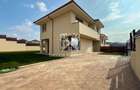 Casa de vanzare 120 mp, 4 camere,3 bai, teren 350 mp, DEZMIR - 2