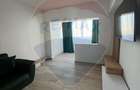Apartament cu 4 camere de închiriat în zona Polivalenta - 2