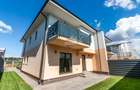 Casa/Vila 4 camere de vânzare în Corbeanca – casă nouă, zonă rezidenți