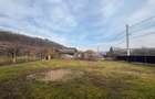Teren intravilan 1.100 mp | Unirii – Str. Voinicenilor | Utilități | Parcelabil - 1