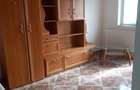 Apartament de închiriat  3 camere  - 2