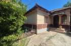 23 August teren intravilan 1400 mp + casa 5 camere central - 1