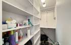 Mobilat si utilat complet. Dressing. Loc de parcare. - 11