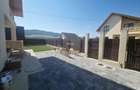 Casă / Vilă cu 4 camere de închiriat în zona Calea Romanului - 3