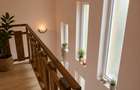 Vand casa cu 5 camere in Paleu - 8