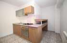 Apartament cu 3 camere de vânzare Decebal adiacent
