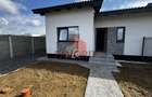 Duplex pe Parter | 2 bai | Teren generos | Toate utilitatile - 3