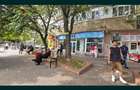 Vitan- Mall Auchan- suprafata 428 mp - pret 795 .000 euro+- chirias pe 5 ani