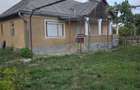 Casă de renovat + 2.900 mp teren, front 38 m – potențial construcție, Ilisua