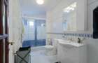 Casa de Lux in Livada cu Ciresi Eleganta, Confort si Panorama de Vis - 16