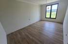Duplex superb. Suprafata generoasa. 3 Dormitoare. Bucatarie inchisa.