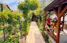 Casă P+1+M de vânzare, 5 camere, foișor, bucătărie de vară, zona Mamaia Sat