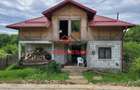Casa 2010 in Scorteni 7 camere teren 1222mp 62.000e - 1