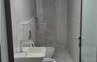 Vila - Bloc modern de 11 camere zona Centrul Civic , Onix