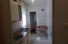 Ofer garsoniera mare,40 m2 decomandata, zona buna (proprietar) 360 euro. - 4