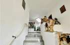 Vila individuala in Avrig - confort lux - 7 camere, 4 bai, 2 balcoane - 24