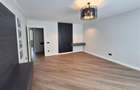 Apartament de LUX  2 camere decomandat pivnita zona Strand - 8