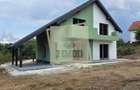 Casa cu 5 camere 3 bai si 504 mp teren in zona Selimbar - 1
