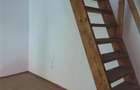 Proprietate cu teren 2.826 mp, 2 corpuri de casa, 9 camere, 3 bai, 2 garaje, pot - 6