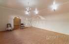 Spațiu comercial ultracentral, vad excelent, 7 încăperi - 4