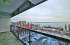 Apartament mare recompartimentat in doua spatii locative - 1