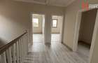 Duplex de vanzare cu 5 camere, despartit prin garaj, zona Giroc  - 25
