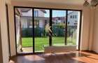 Vila de închiriat, zona Henri Coanda, 5 camere, curte si gradina 450 mp - 3