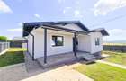 Casa cu 3 camere, 400mp, de vanzare in Miroslava-Ciurbesti - 2