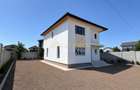 Casa individuala P+1E ~ 4 camere 3 bai ~ teren 344mp ~ - 2