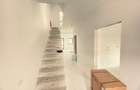 Duplex cu 4 camere si mansarda. Curte 250 mp. Comision 0 - 12