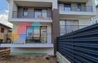 Unitate Duplex, 172 mp, Floresti